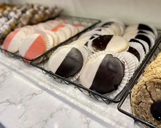 Black & White Cookie